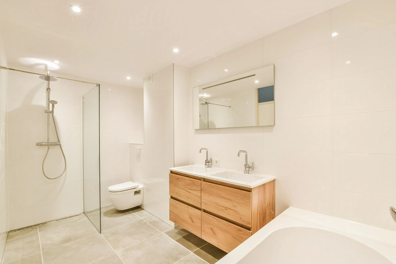interior-design-decoration-nice-modern-bathroom (1) (1)